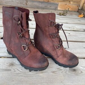 Sorel Joan of Arctic Wedge Mid Lace Up Brown Boots